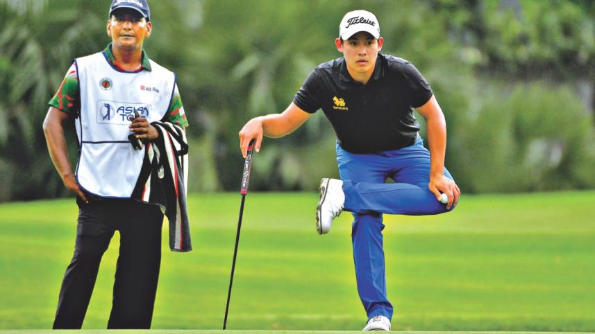 While Rattanon Wannasrichan.jpg