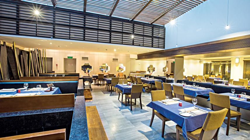 radission-blue.jpg