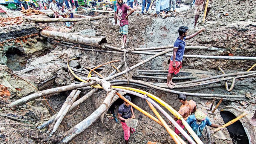 road-diggings-dhaka.jpg