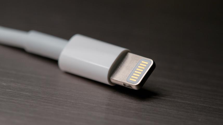lightning_connector.jpg