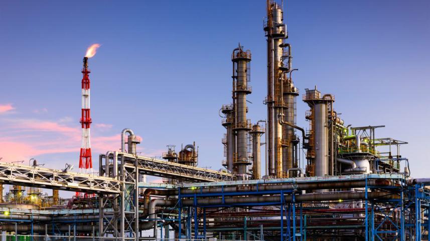 japans-factory-output-dips.jpg
