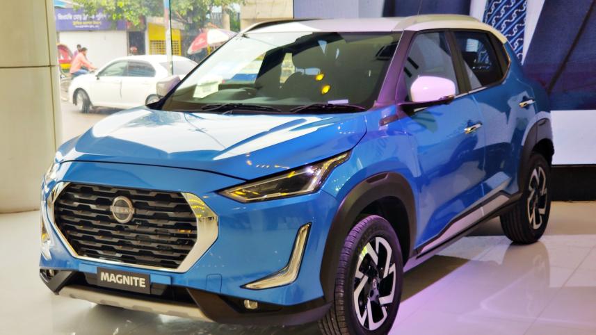 nissan_magnite_blue_0.jpg