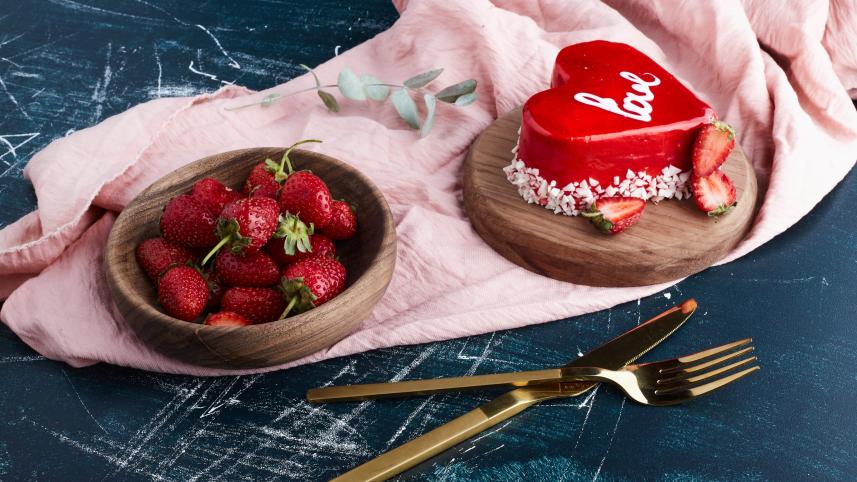 valentines_day-cake.jpg