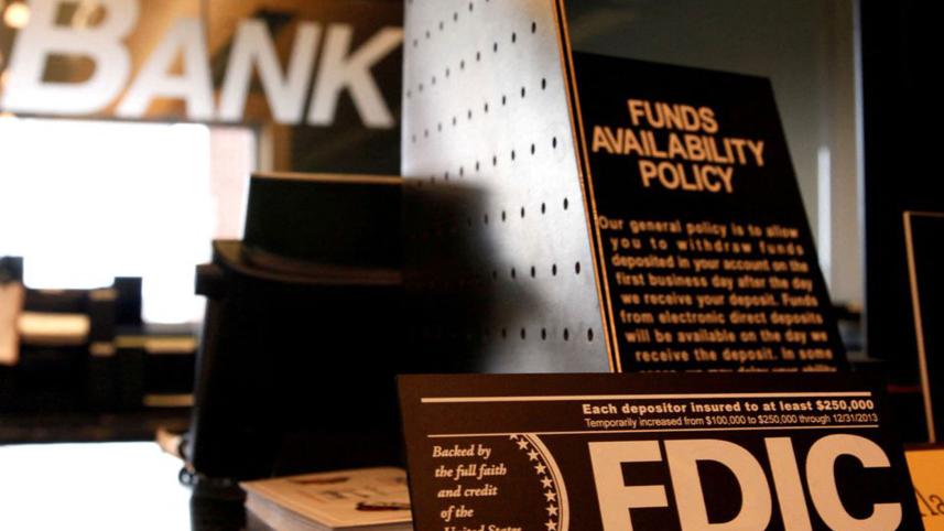 global-banking.jpg