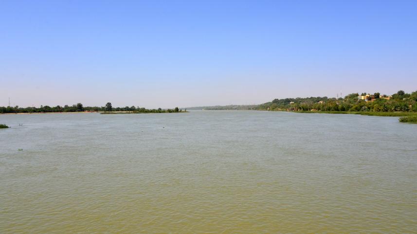 skynews-river-niger-niger_6186389.jpg
