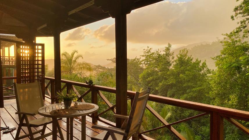 travel   Gifts beyond blenders: How to gift like a pro this wedding season