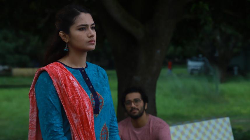 kacher_manush_dure_thuiya_7_1.jpg