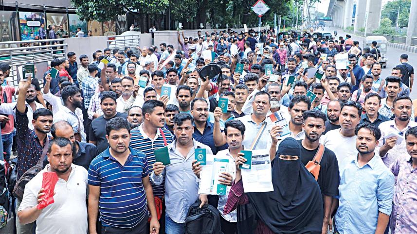 saudi-bound-bangladeshi-migrant-workers.jpg