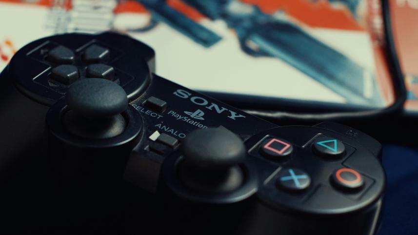 PlayStation 2 controller