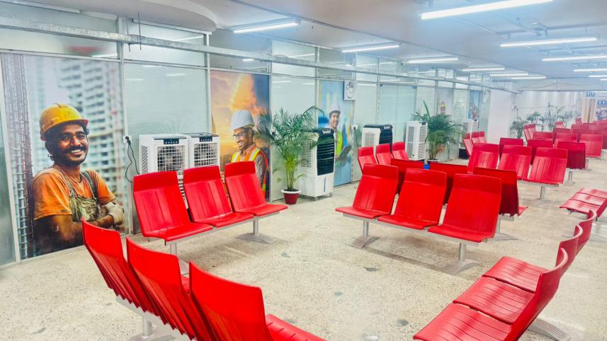 waiting_lounge_for_migrant_workers_2.jpeg