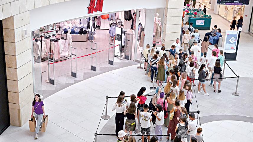 hm-clothing-store.jpg
