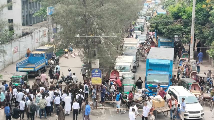 students_block_tejgaon_road_2.jpg