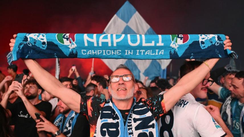 napoli_.jpg