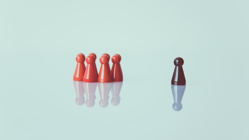 How to help kids resist real-life and online peer pressure How to help kids resist real-life and online peer pressure
