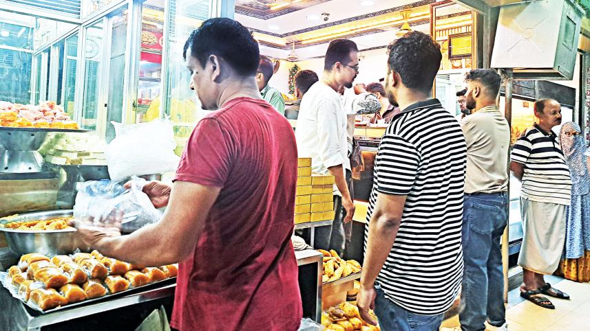 Dhaka's friday breakfast tradition