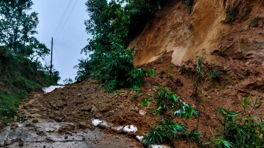 Landslide threat_7b5a.jpg