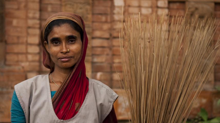 My dhaka -- caretaker_93a9.jpg