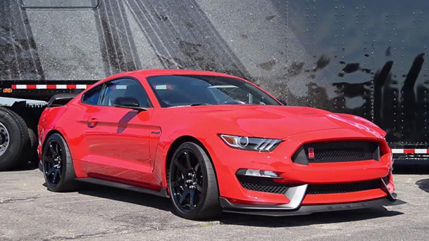2016 Shelby GT350R red.jpg