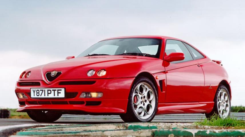 4Alfa-Romeo-GTV.jpg