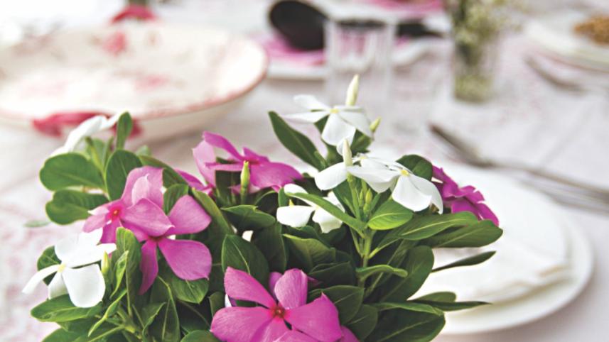 A touch of Eid glam for your table!