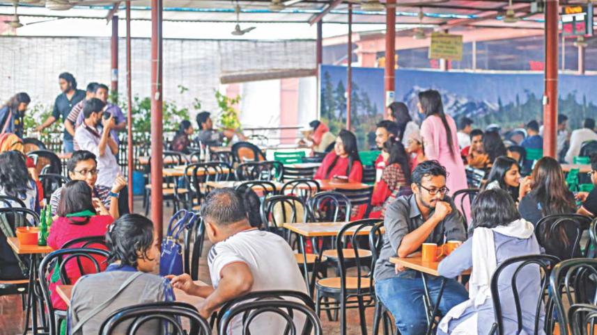 affordable_hangout_at_home-_where_budget_meets_friends_1.jpg