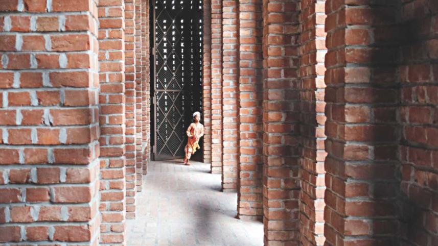 bait_ur_rouf_mosque3.jpg