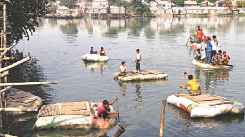Banani lake  2.jpg