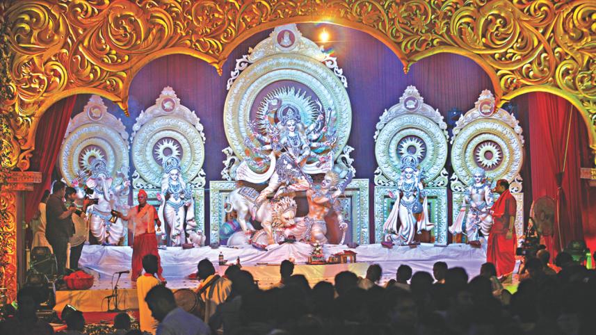 Colourful mandaps 8.jpg