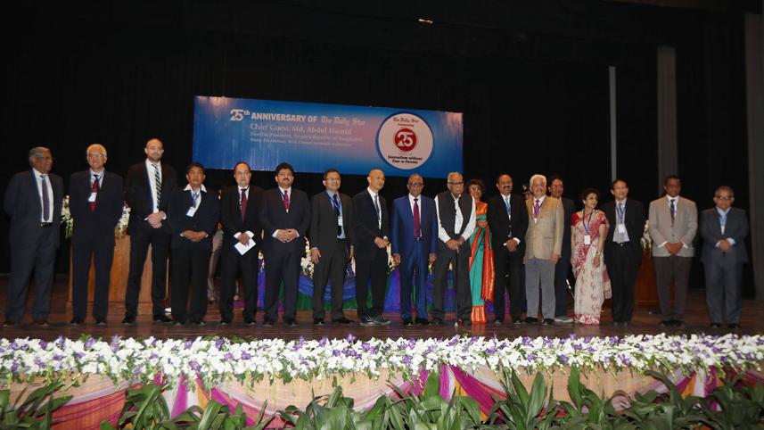 Foreign dignitaries.jpg