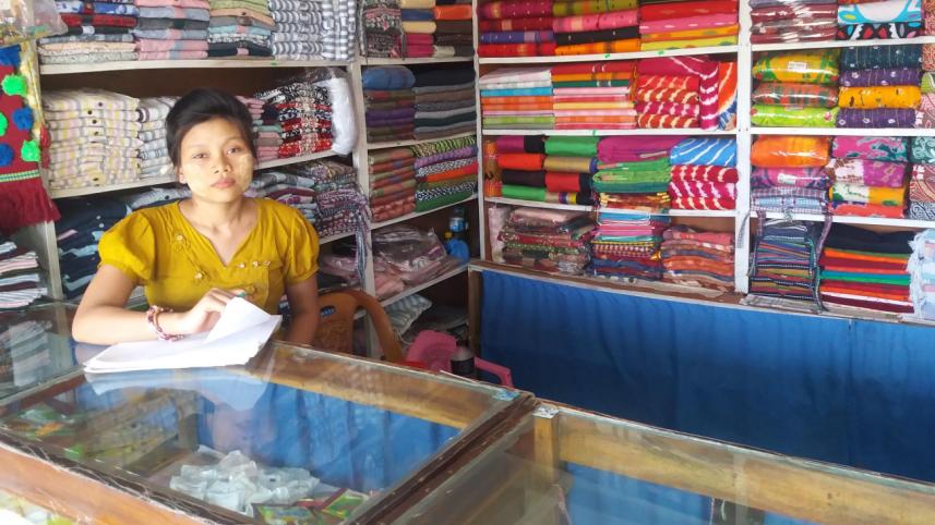 kuakata_rakhine_mohila_market_2.jpg