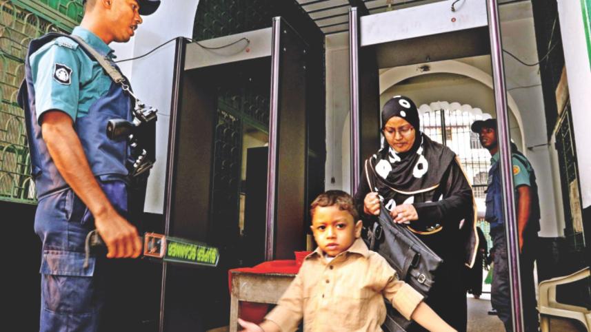 mosque security 1.jpg