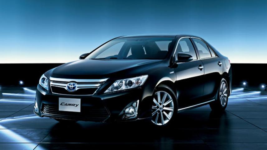 Toyota-Camry-Hybrid1.jpg
