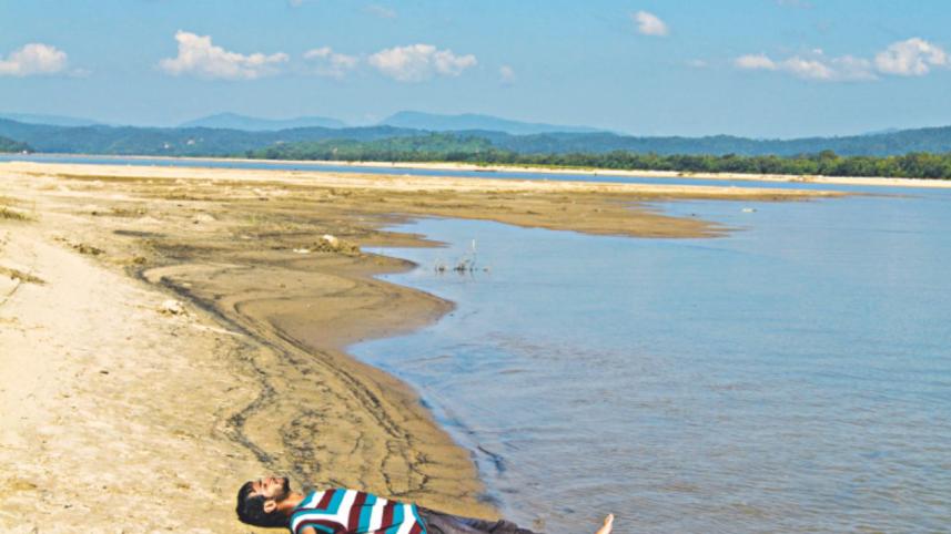 benefits of travelling with friends