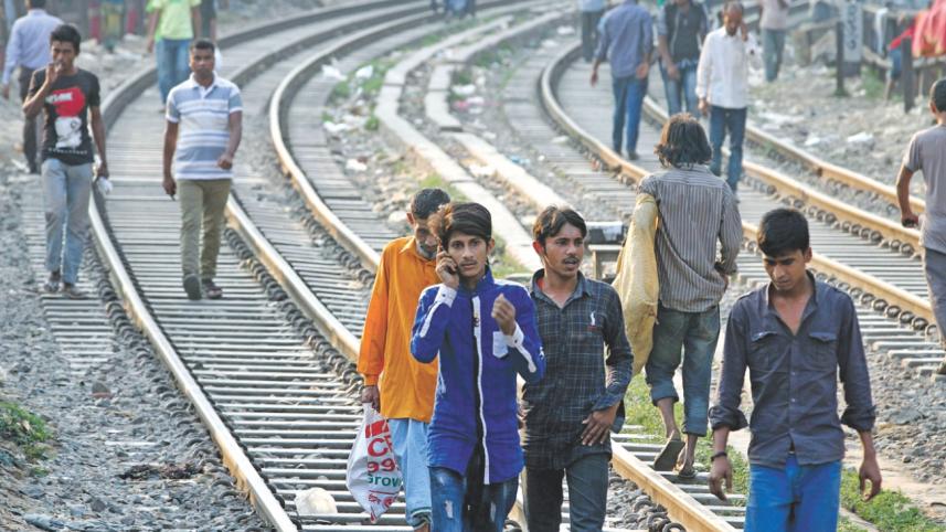 walking in rail track 2.jpg