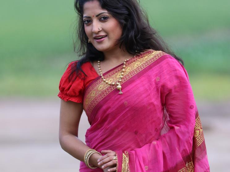 Actress Humaira Himu
