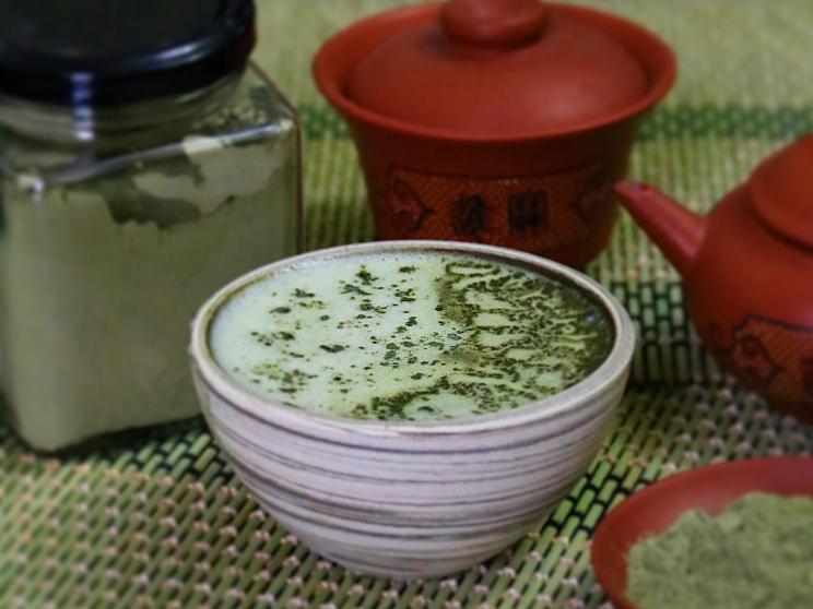 matcha_tea  5 drinks to try before you say bye to winter 