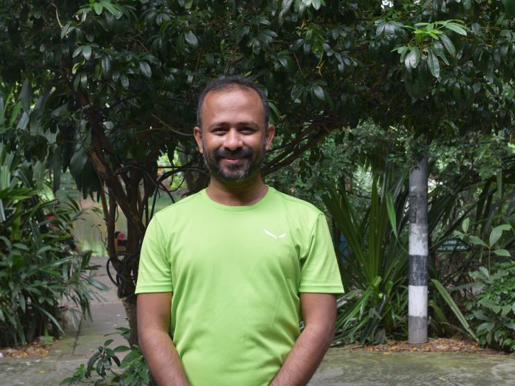 Free classes, no flexibility required! A banker’s unlikely yoga mission 