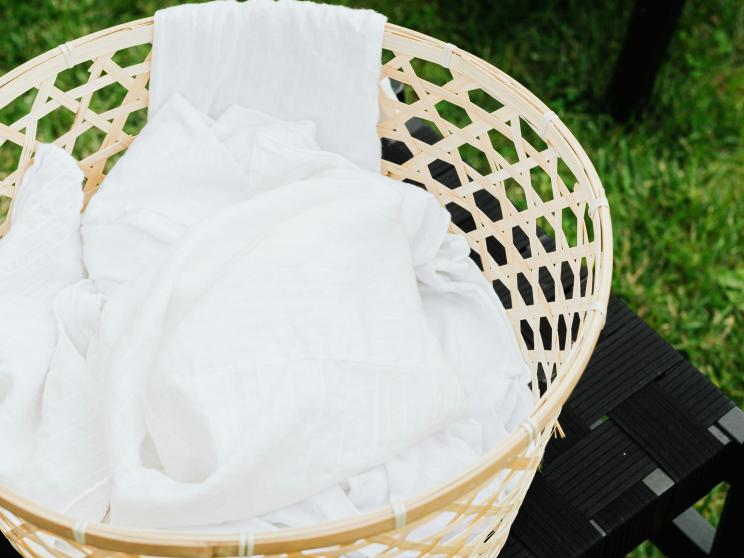 White clothes turning yellow? Here's the fix you need         pexels-karolina-grabowska-4959881.jpg