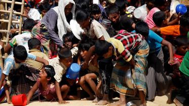 2017-11-07T085716Z_2049504903_RC1E0B33FB20_RTRMADP_3_MYANMAR-ROHINGYA-BANGLADESH.JPG