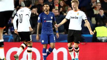 2019-11-27T194031Z_843960861_RC2VJD9QZD79_RTRMADP_3_SOCCER-CHAMPIONS-VAL-CHE-REPORT.JPG