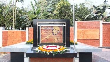 memorial-plaque.jpg
