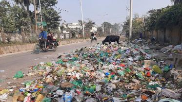 Khulna-City-Corporation-dumping-garbage.jpg