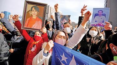 Myanmar-protesters.jpg