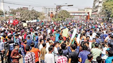 students-protest.jpg