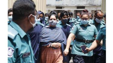 Rozina at court-Final.jpg