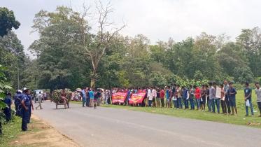 Edited-Tangail Garos human chain picture-03 with news.jpg