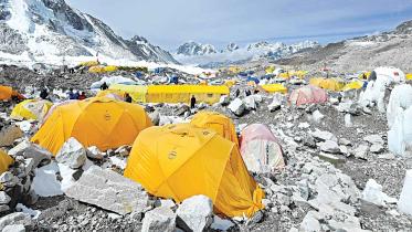 everest.jpg