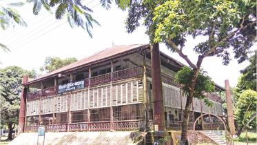 ALEXANDER CASTLE.jpg