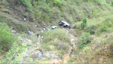 almora-bus-accident-650_650x400_81434794396.jpg