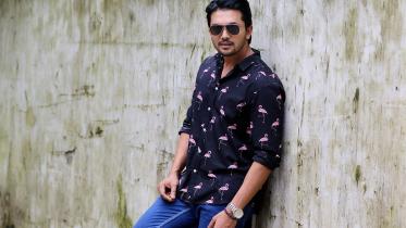 Arefin Shouvo_S_M_M.JPG